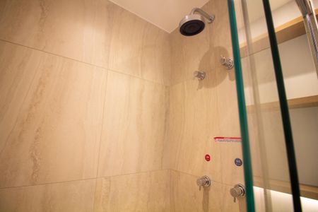 Banheiro da Suíte de apartamento à venda com 1 quarto, 31m² em Campo Belo, São Paulo