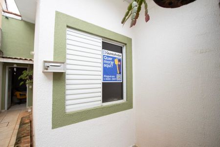 Casa de condomínio para alugar com 86m², 4 quartos e 1 vaga Casa de condomínio para alugar com 86m², 4 quartos e 1 vagaPlaca