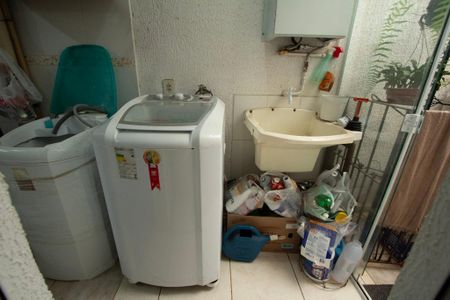 Casa de condomínio para alugar com 86m², 4 quartos e 1 vaga Casa de condomínio para alugar com 86m², 4 quartos e 1 vagaÁrea de Serviço