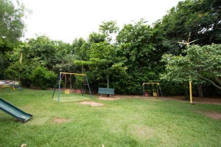 Casa de condomínio para alugar com 86m², 4 quartos e 1 vaga Casa de condomínio para alugar com 86m², 4 quartos e 1 vagaÁrea comum