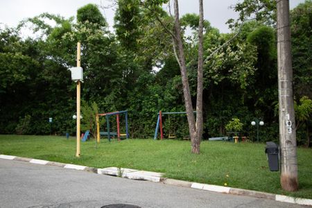 Casa de condomínio para alugar com 86m², 4 quartos e 1 vaga Casa de condomínio para alugar com 86m², 4 quartos e 1 vagaÁrea comum - Playground