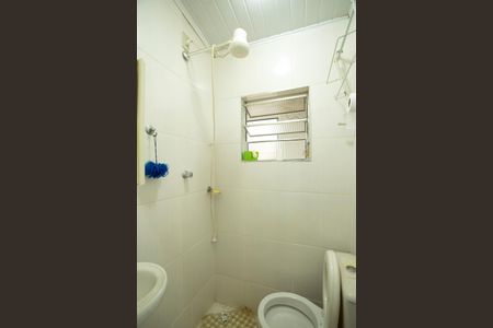 Casa de condomínio para alugar com 86m², 4 quartos e 1 vaga Casa de condomínio para alugar com 86m², 4 quartos e 1 vagaBanheiro Edícula