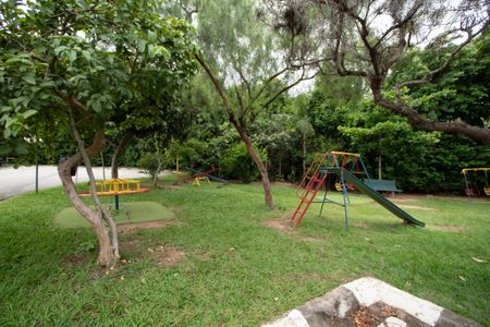 Casa de condomínio para alugar com 86m², 4 quartos e 1 vaga Casa de condomínio para alugar com 86m², 4 quartos e 1 vagaÁrea comum