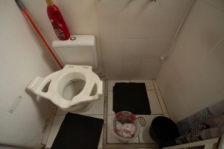 Casa de condomínio para alugar com 86m², 4 quartos e 1 vaga Casa de condomínio para alugar com 86m², 4 quartos e 1 vagaBanheiro Social