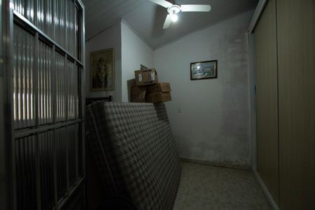 Casa de condomínio para alugar com 86m², 4 quartos e 1 vaga Casa de condomínio para alugar com 86m², 4 quartos e 1 vagaQuarto Edícula