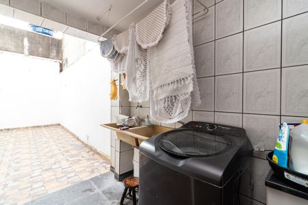 Casa à venda com 130m², 3 quartos e 2 vagasÁrea de Serviço