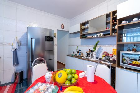 Casa à venda com 130m², 3 quartos e 2 vagasCozinha