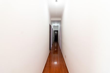 Casa à venda com 130m², 3 quartos e 2 vagasCorredor dos Quartos