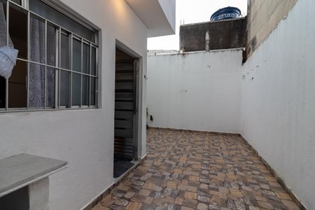 Casa à venda com 130m², 3 quartos e 2 vagasQuintal