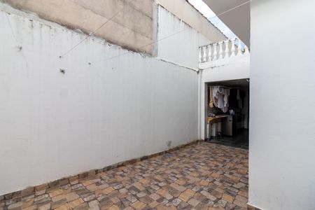 Casa à venda com 130m², 3 quartos e 2 vagasQuintal