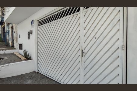 Casa à venda com 130m², 3 quartos e 2 vagasFachada