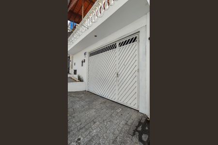 Casa à venda com 130m², 3 quartos e 2 vagasFachada