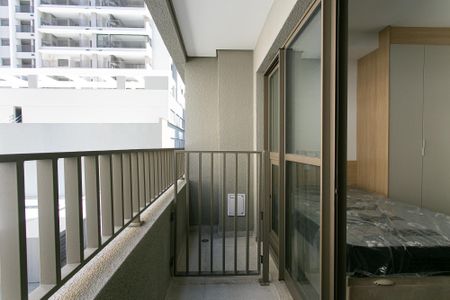 Varanda de kitnet/studio para alugar com 1 quarto, 24m² em Tatuapé, São Paulo
