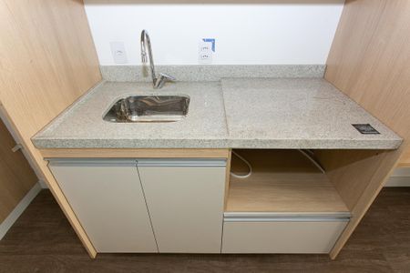Cozinha de kitnet/studio para alugar com 1 quarto, 24m² em Tatuapé, São Paulo