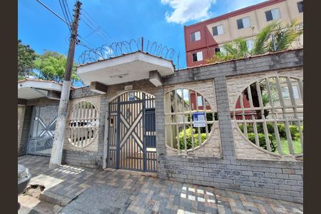 Apartamento para alugar com 67m², 2 quartos e 1 vaga Apartamento para alugar com 67m², 2 quartos e 1 vagaFachada