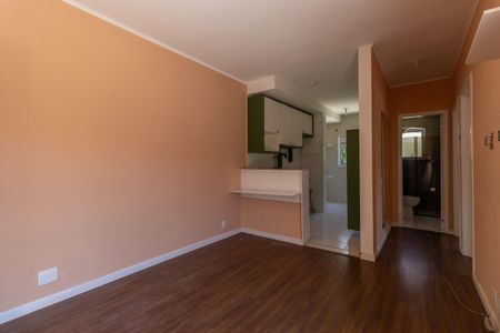Sala de apartamento para alugar com 2 quartos, 48m² em Lajeado, Cotia