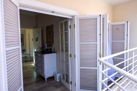 Casa de condomínio para alugar com 454m², 5 quartos e 4 vagasSacada dos Quartos