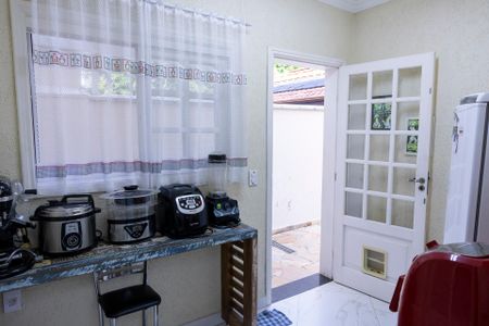 Casa de condomínio para alugar com 454m², 5 quartos e 4 vagasCozinha