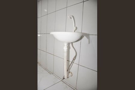 Casa para alugar com 65m², 2 quartos e sem vagaDetalhe - Banheiro Social