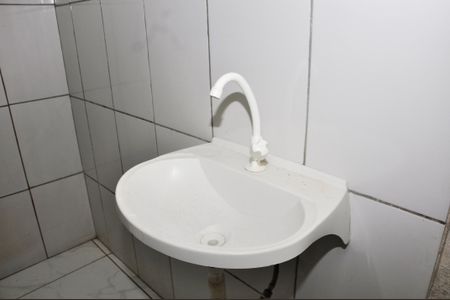 Casa para alugar com 65m², 2 quartos e sem vagaDetalhe - Banheiro Social