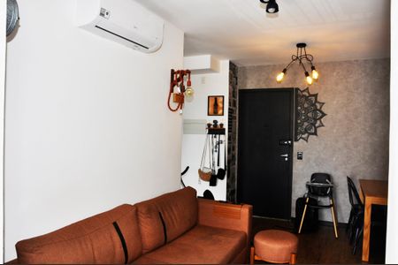 Detalhe - Sala e Sala de Jantar de apartamento à venda com 2 quartos, 49m² em Jardim Iris, São Paulo