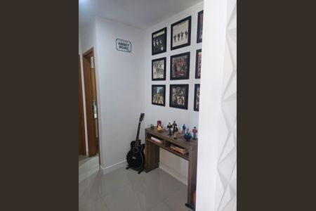 Apartamento para alugar com 74m², 2 quartos e 1 vaga Apartamento para alugar com 74m², 2 quartos e 1 vagaSala