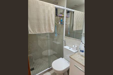 Apartamento para alugar com 74m², 2 quartos e 1 vaga Apartamento para alugar com 74m², 2 quartos e 1 vagaBanheiro