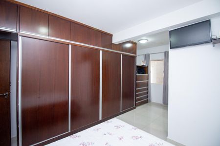 Quarto Suíte de casa à venda com 3 quartos, 360m² em Parque Maracana, Contagem