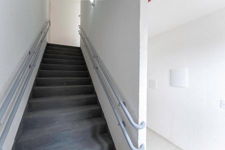 Apartamento à venda com 42m², 2 quartos e 1 vaga Apartamento à venda com 42m², 2 quartos e 1 vagaEntrada