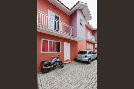 Casa de condomínio à venda com 92m², 2 quartos e 3 vagasÁrea externa