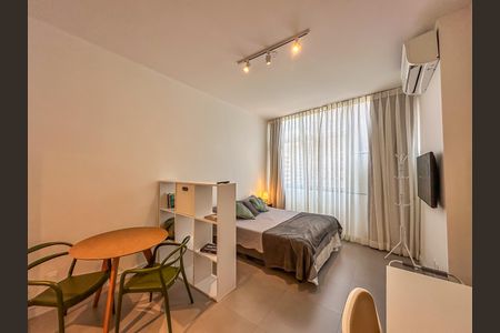 Kitnet/Studio à venda com 1 quarto, 34m² em Centro, Rio de Janeiro