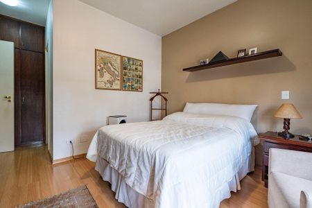 Apartamento à venda com 147m², 3 quartos e 3 vagas Apartamento à venda com 147m², 3 quartos e 3 vagasSuíte 1