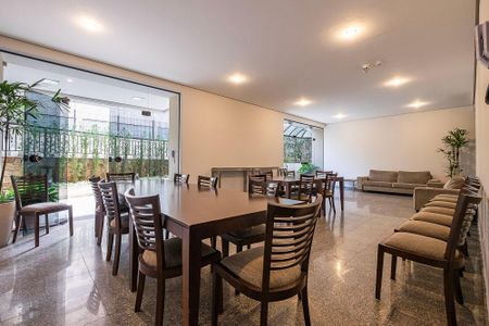 Apartamento à venda com 147m², 3 quartos e 3 vagas Apartamento à venda com 147m², 3 quartos e 3 vagasSalão de Festas