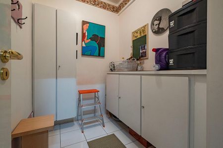 Apartamento à venda com 147m², 3 quartos e 3 vagas Apartamento à venda com 147m², 3 quartos e 3 vagasÁrea de Serviço