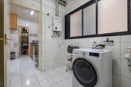 Apartamento à venda com 147m², 3 quartos e 3 vagas Apartamento à venda com 147m², 3 quartos e 3 vagasÁrea de Serviço