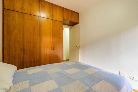 Apartamento à venda com 147m², 3 quartos e 3 vagas Apartamento à venda com 147m², 3 quartos e 3 vagasSuíte 2