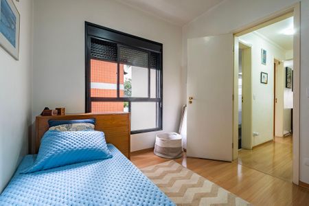 Apartamento à venda com 147m², 3 quartos e 3 vagas Apartamento à venda com 147m², 3 quartos e 3 vagasQuarto 3