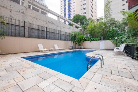 Apartamento à venda com 147m², 3 quartos e 3 vagas Apartamento à venda com 147m², 3 quartos e 3 vagasPiscina