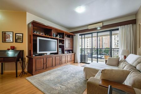 Apartamento à venda com 147m², 3 quartos e 3 vagas Apartamento à venda com 147m², 3 quartos e 3 vagasSala