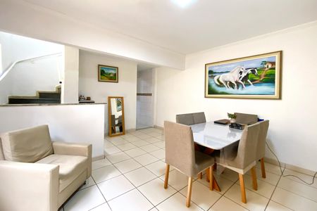 Sala de Jantar de casa à venda com 4 quartos, 180m² em Santa Monica, Belo Horizonte