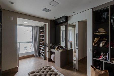 Apartamento à venda com 150m², 1 quarto e 3 vagasSuíte