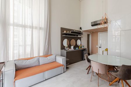 Sala de apartamento à venda com 1 quarto, 150m² em Vila Nova Conceição, São Paulo