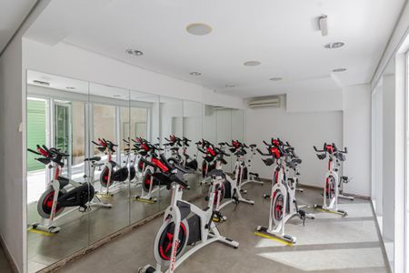 Apartamento à venda com 150m², 1 quarto e 3 vagasÁrea comum - Academia