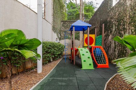 Apartamento à venda com 150m², 1 quarto e 3 vagasÁrea comum - Playground
