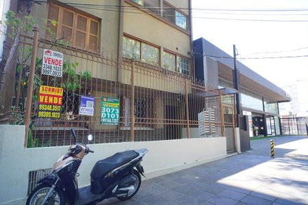 Apartamento à venda com 66m², 2 quartos e sem vaga Apartamento à venda com 66m², 2 quartos e sem vagaFachada