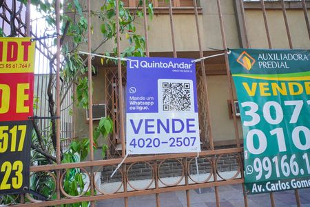 Apartamento à venda com 66m², 2 quartos e sem vaga Apartamento à venda com 66m², 2 quartos e sem vagaPlaquinha