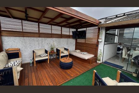 Apartamento à venda com 90m², 2 quartos e 1 vagaCobertura 