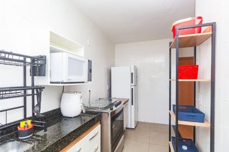 Cozinha  de apartamento para alugar com 2 quartos, 51m² em Jardim Carvalho, Porto Alegre