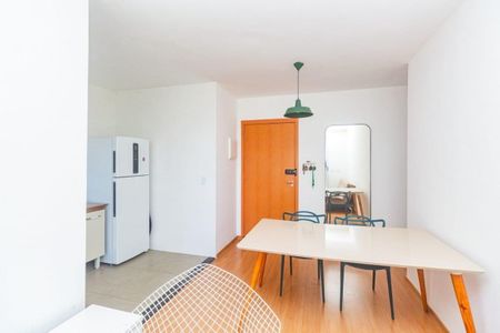 Sala  de apartamento para alugar com 2 quartos, 51m² em Jardim Carvalho, Porto Alegre