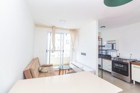 Sala  de apartamento para alugar com 2 quartos, 51m² em Jardim Carvalho, Porto Alegre